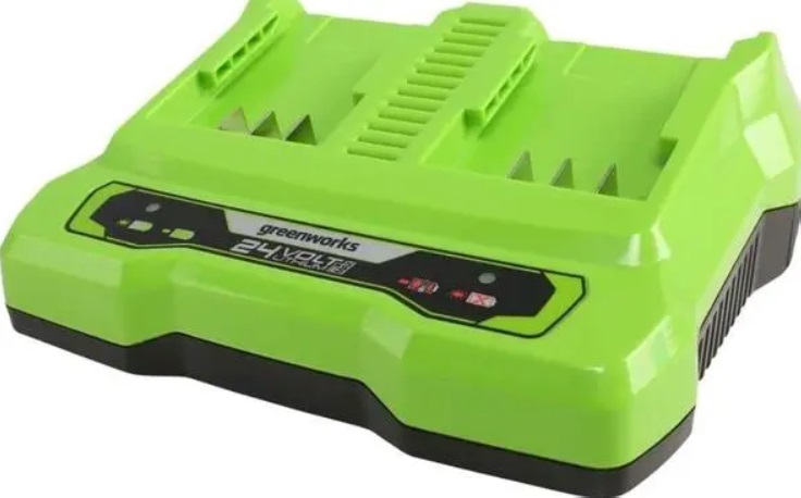 Laddare Greenworks G24X2UC4; 24 V