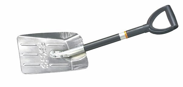 Snöskyffel för bil Fiskars 141020